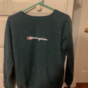 Champion non authentic crewneck